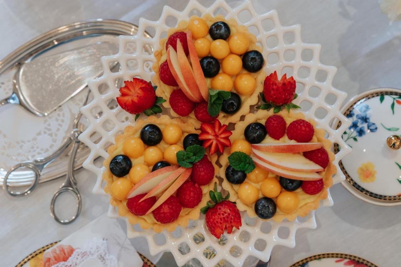 The Light House Boutique Suites Парл Экстерьер фото