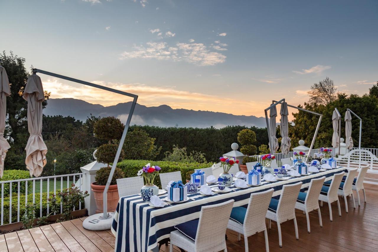 The Light House Boutique Suites Парл Экстерьер фото