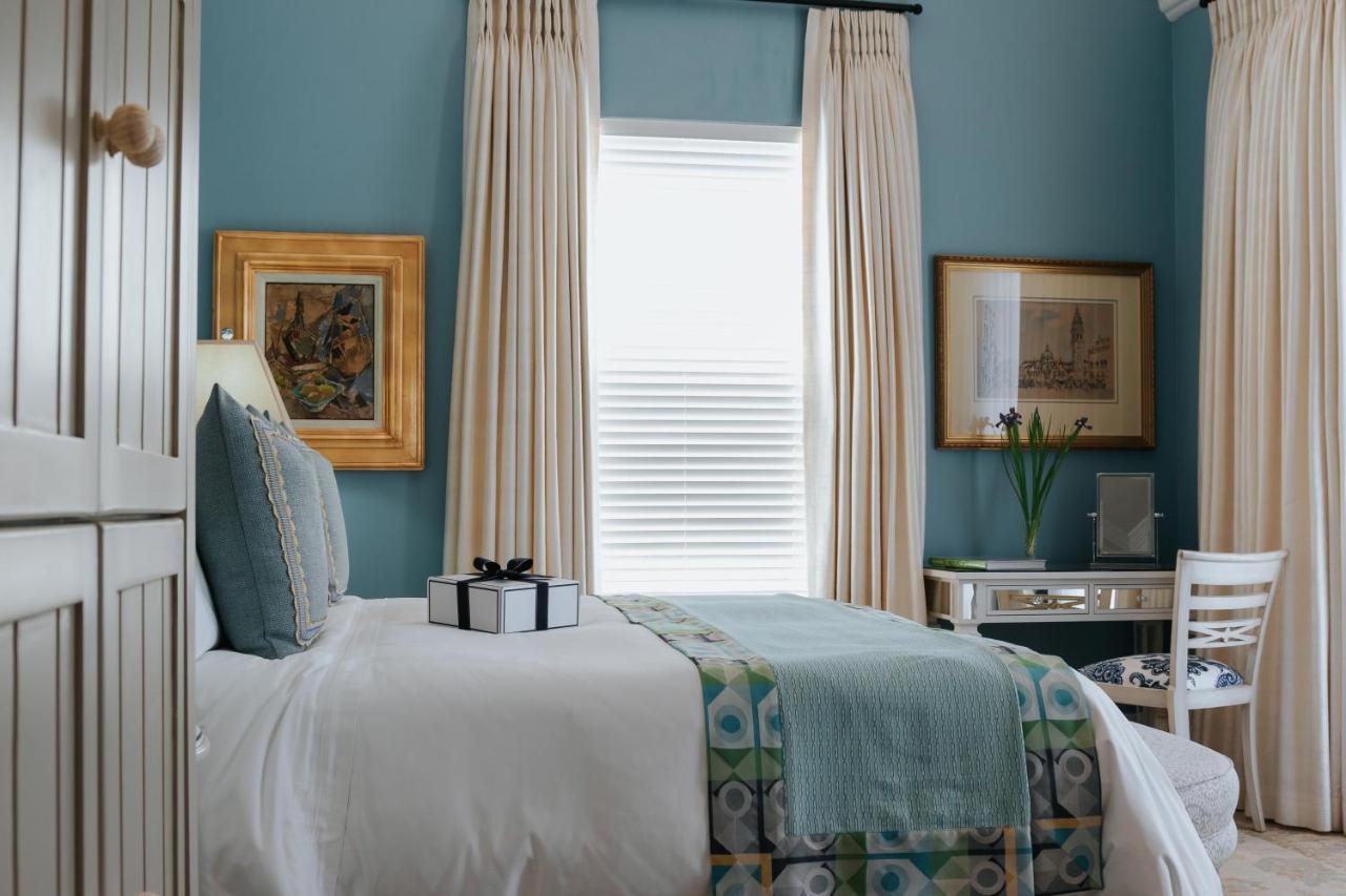 The Light House Boutique Suites Парл Экстерьер фото
