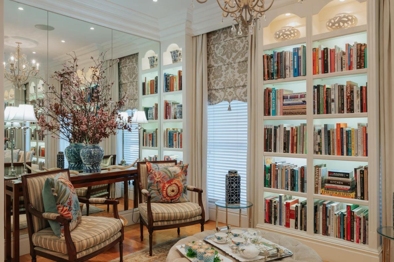 The Light House Boutique Suites Парл Экстерьер фото