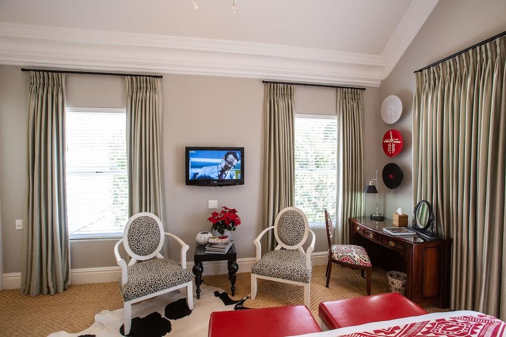 The Light House Boutique Suites Парл Экстерьер фото